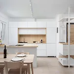 아파트 Nest & Work Retreat *