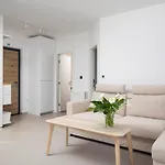 Nest & Work Retreat 풀라