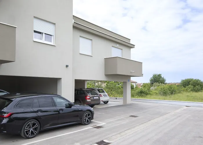 Apartament Nest & Work Retreat Pula