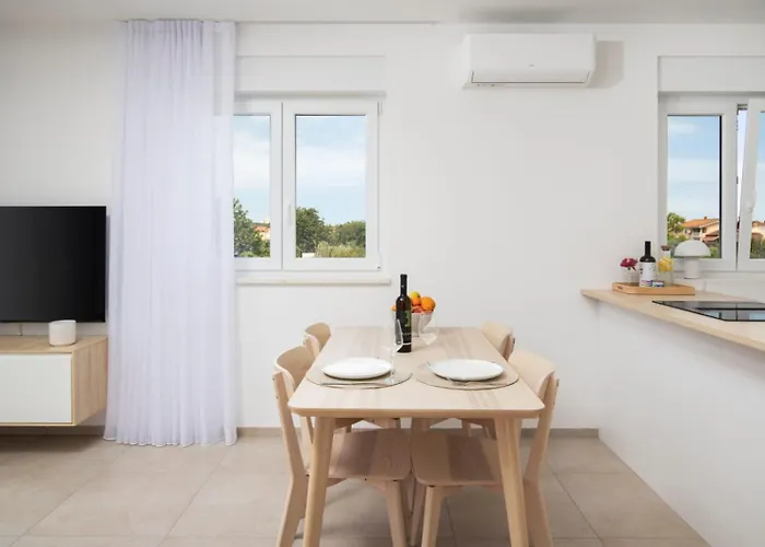 Nest & Work Retreat Pula